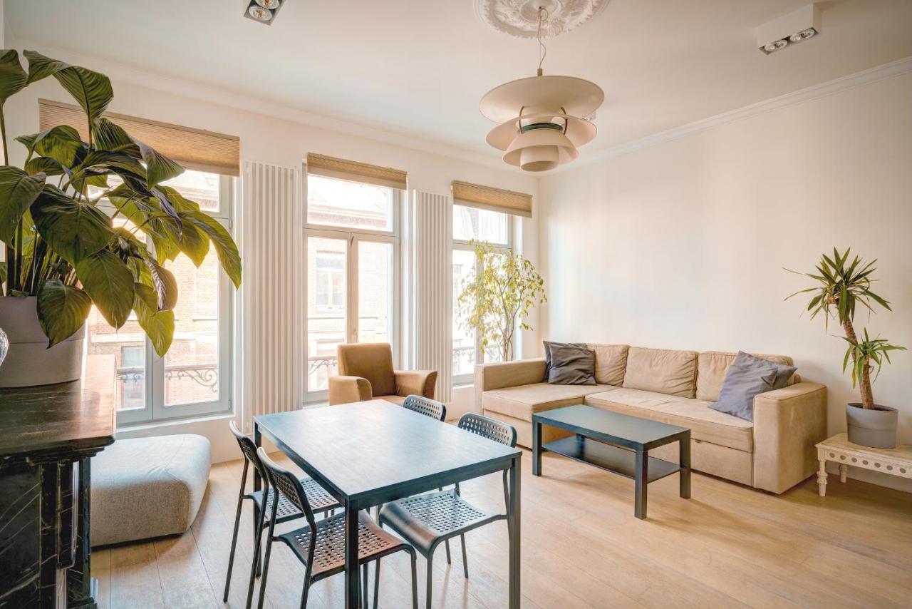 The Greenplace Lodge. In Heart Of Antwerp. *